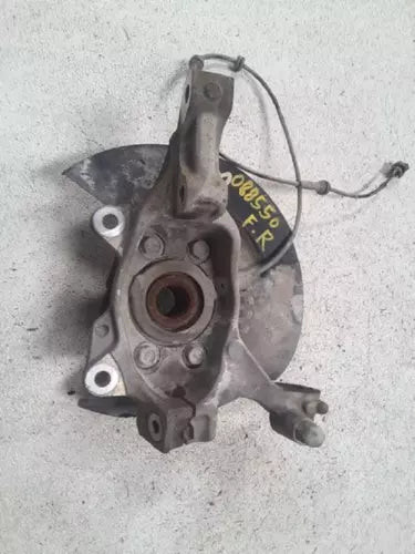 2013-2020 Nissan Pathfinder Passenger Right Front Spindle Knuckle OEM used OEM steering knuckle