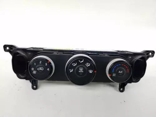 2017-2019 Kia Soul Manual Climate AC Heater Temperature Control OEM used OEM A/C climate control module