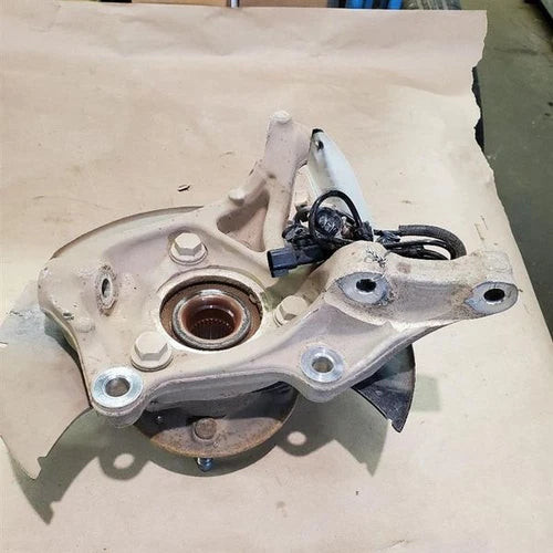 2018-2022 Chevy Equinox Driver Left Front Spindle Knuckle OEM used OEM steering knuckle