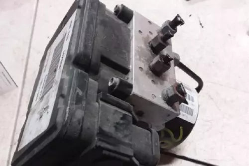 2010-2017 Jeep Patriot ABS Anti Lock Brake Actuator Pump OEM used OEM ABS pump and module