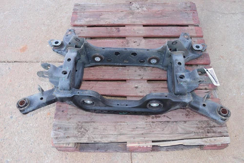 2015-2022 FORD MUSTANG 2.3L A/T RWD REAR SUSPENSION CROSSMEMBER SUBFRAME OEM used OEM rear subframe and crossmember