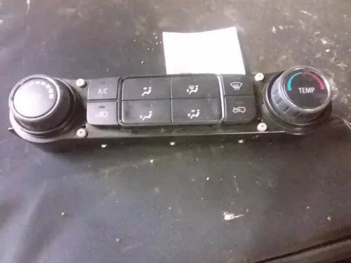 2014-2016 GMC Truck Sierra 1500 Climate AC Heater Temperature Control OEM used OEM A/C climate control module