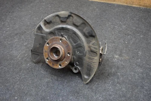2015-2019 Audi A3 Passenger Right Front Spindle Knuckle OEM used OEM steering knuckle