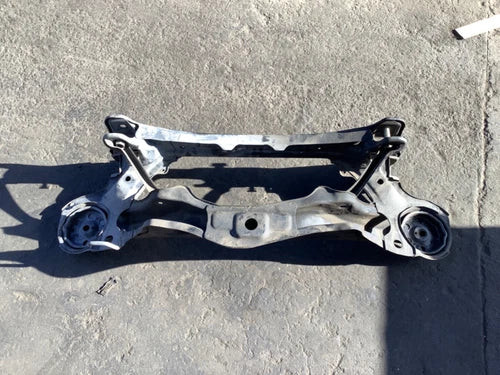 95-98 Honda Odyssey Rear Sub-Frame Suspension Cross Beam 50300-SX0-A00 OEM used OEM rear subframe and crossmember