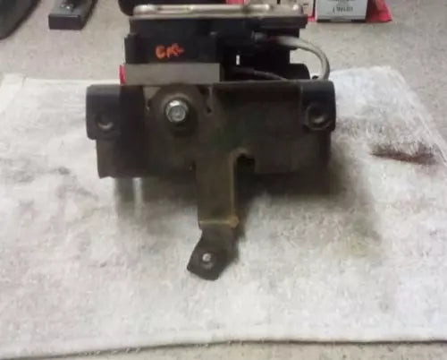 2000-2002 Chevrolet Tahoe Anti-lock Brake Pump Assembly Without Traction control used OEM ABS pump and module