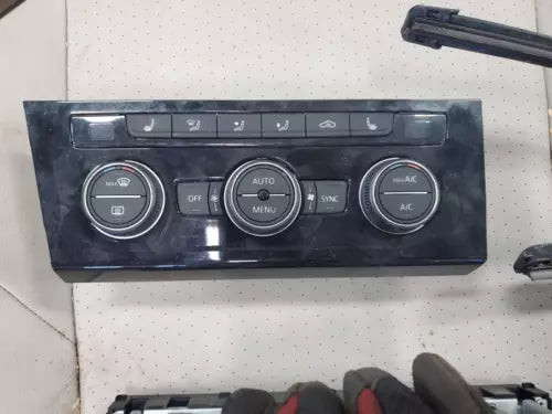2019 Volkswagen Jetta GLI Auto Dual Zone Climate Heater AC Control OEM used OEM A/C climate control module