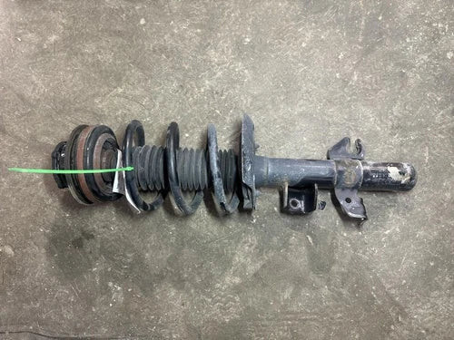 2019-2022 Jeep Cherokee Front Passenger Right Strut Cartridge Assembly OEM used OEM strut or shock assembly