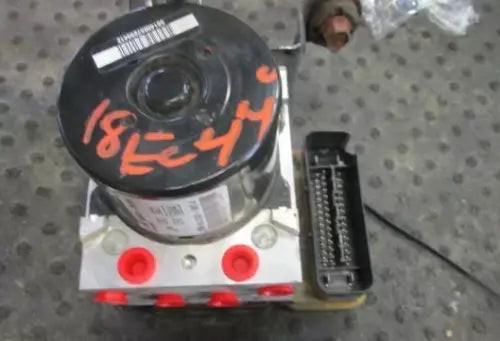 2012-2014 HYUNDAI GENESIS SEDAN BRAKE ABS PUMP MODULE OPTION 9641A2 OEM 12 13 14 used OEM ABS pump and module