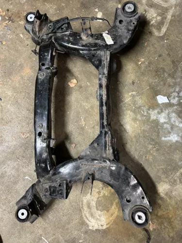 2015-2022 DODGE CHALLENGER RWD REAR SUBFRAME SUB FRAME CROSSMEMBER OEM used OEM rear subframe and crossmember
