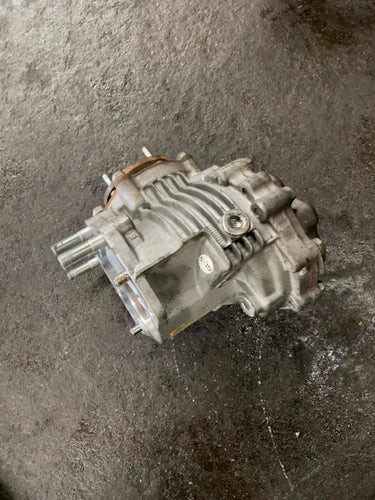 2013-2018 Toyota Rav4 Transfer Case Assembly OEM used OEM transfer case