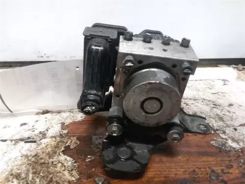 2016 Toyota Corolla ABS Anti Lock Brake Actuator Pump OEM used OEM ABS pump and module