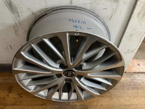 2018-2022 Toyota Camry 18 X 8 Silver Alloy Wheels Rims OEM used OEM wheel