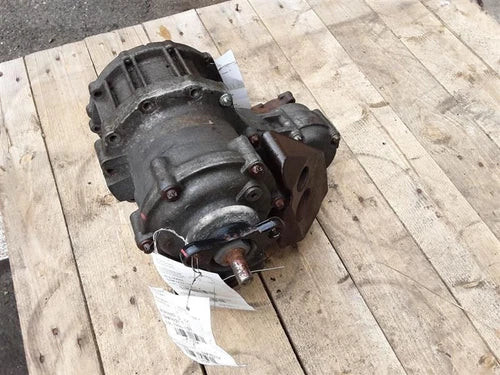 2007-2008 Dodge Magnum Transfer Case Assembly OEM used OEM transfer case