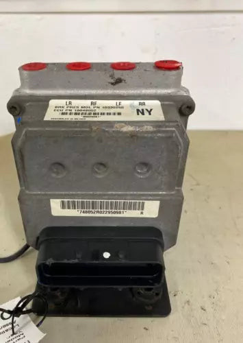 2003-2004 Buick Regal ABS Anti Lock Brake Actuator Pump OEM used OEM ABS pump and module