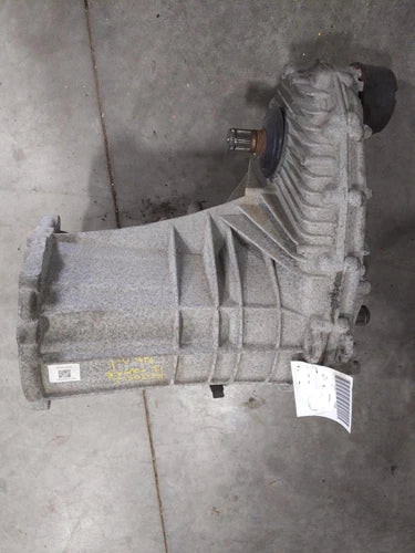 2011-2017 Volkswagen Touareg Transfer Case Assembly OEM used OEM transfer case