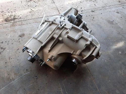 2015-2019 Chevy Truck Silverado 1500 Transfer Case Assembly OEM used OEM transfer case