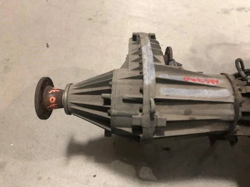 2000-2005 Ford Excursion Transfer Case Assembly OEM used OEM transfer case