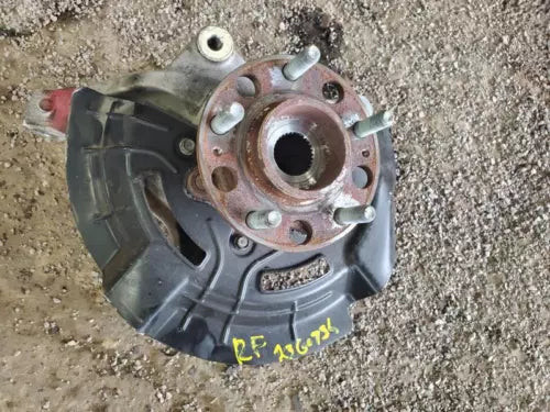2021-2023 Kia Sorento Passenger Right Front Spindle Knuckle OEM used OEM steering knuckle