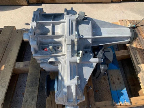 2008-2009 Nissan Titan Transfer Case Assembly OEM used OEM transfer case