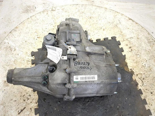 2011-2015 Chevy Truck Silverado 3500 Transfer Case Assembly OEM used OEM transfer case