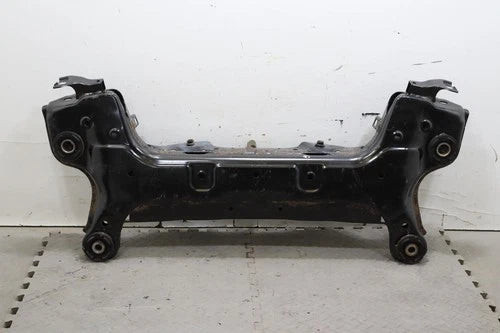 2018 - 2025 HONDA ODYSSEY REAR SUSPENSION CROSSMEMBER MOUNT SUPPORT BRACKET OEM used OEM subframe bracket and support