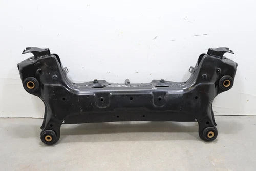 2018 - 2025 HONDA ODYSSEY REAR SUSPENSION CROSSMEMBER MOUNT SUPPORT BRACKET OEM used OEM subframe bracket and support