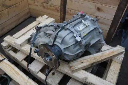 2016-2019 Nissan Titan XD Transfer Case Assembly OEM used OEM transfer case