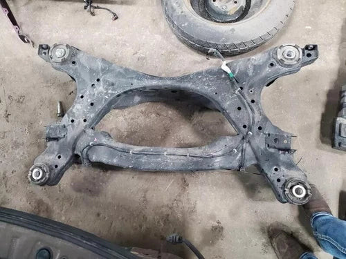 2012 2013 20104 2015 Honda Pilot FWD Rear Subframe Crossmember Engine Cradle OEM used OEM rear subframe and crossmember