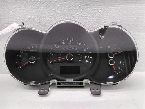 2012 - 2013 Kia Sorento 2.4L AT Speedometer Cluster OEM used OEM instrument cluster
