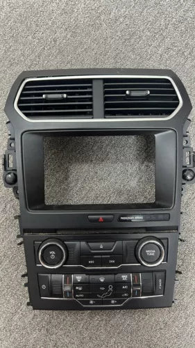 2016-2017 Ford Explorer AC Heater Temperature Climate Radio Control Panel OEM used OEM A/C climate control module