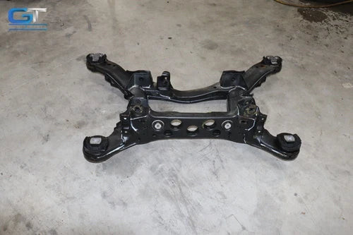 2015 - 2019 MERCEDES GLS450 X166 REAR SUBFRAME SUB FRAME CROSSMEMBER OEM used OEM rear subframe and crossmember
