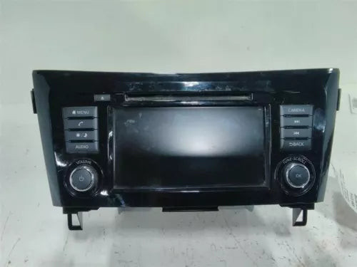 2018-2020 Nissan Rogue receiver Radio AM FM CD Single Disc Display Screen OEM used OEM infotainment display