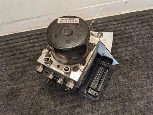 2013-2014 Dodge Challenger Abs Pump Anti-Lock Brake Pump Assembly OEM used OEM ABS pump and module