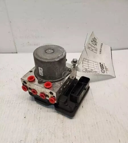 2018 - 2019 Nissan Kicks Abs Pump Anti Lock Brake Pump Assembly OEM used OEM ABS pump and module