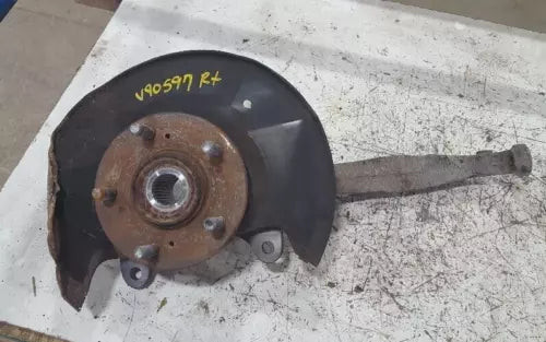 1997 - 2001 Honda CR-V Spindle Knuckle RH Right / Passenger w/o ABS OEM used OEM ABS pump and module