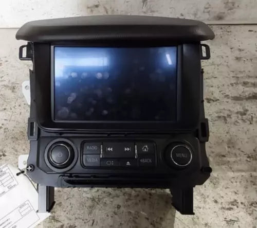 2015 GMC Yukon XL 1500 AM FM Radio Control Panel opt U42 ID 23278777 OEM used OEM radio receiver