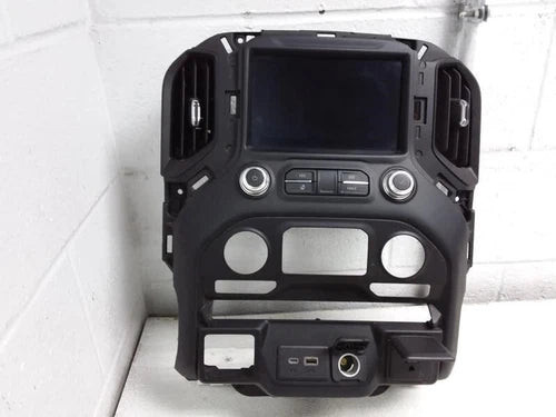 2019-2022 Chevrolet Chevy Silverado 1500 Radio Control Panel w/ Screen OEM used OEM radio receiver