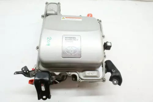2004-2007 Toyota Prius Hybrid DC Inverter / Converter Synergy Drive Thru 04/07 used OEM hybrid inverter
