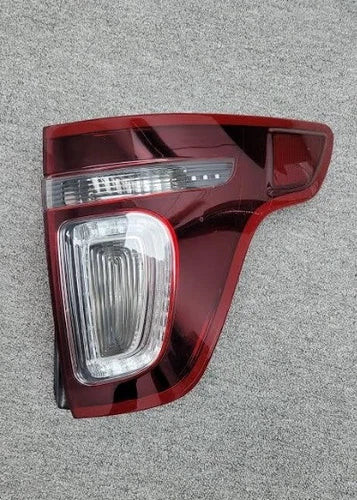 2011-2015 Ford Explorer Sport Passenger RH Tail Light Assembly Twist in Signal used OEM tail light