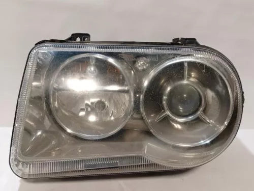 2005-2007 Chrysler 300 Driver Left Head Light Headlight Assembly LH OEM used OEM headlight
