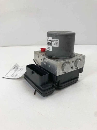 2017 - 2018 Hyundai Elantra Abs Pump Anti - Lock Brake Pump OEM used OEM ABS pump and module