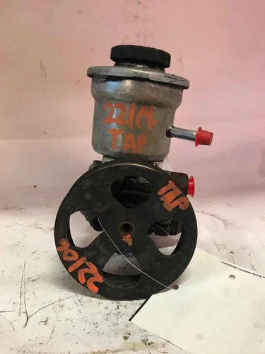 2005-2015 Toyota Tacoma Power Steering Pump OEM used OEM power steering pump