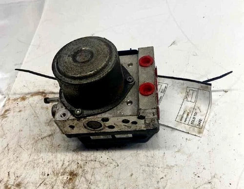 2012 - 2015 Nissan Rogue Anti Lock Brake Pump ABS Pump Assembly FWD OEM used OEM ABS pump and module
