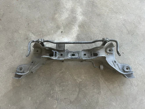 OEM 2015-2019 Hyundai Santa Fe Rear LWB 3.3L FWD Subframe Crossmember used OEM rear subframe and crossmember