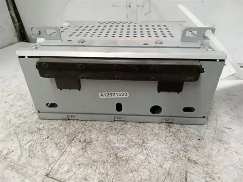 2015 - 2016 Ford Focus AM FM CD MP3 Stereo Audio Radio Receiver OEM used OEM radio receiver