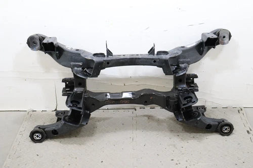 2013 - 2019 CADILLAC XTS REAR FRAME SUBFRAME CROSSMEMBER CRADLE OEM used OEM rear subframe and crossmember