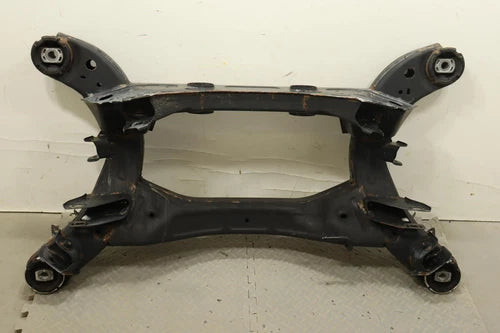 2018-2023 CHEVROLET TRAVERSE FWD REAR SUSPENSION SUBFRAME CROSSMEMBER CRADLE OEM used OEM rear subframe and crossmember