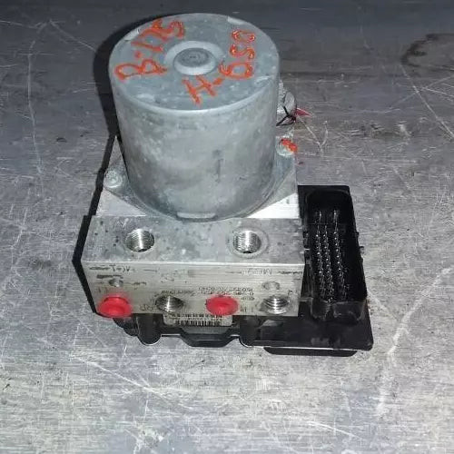 2012-2017 GMC Acadia Anti Lock Brake Pump Abs Pump Assembly OEM used OEM ABS pump and module