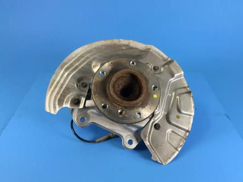 06-13 BMW E90 E91 E92 325I 328I 330I 335I FRONT RIGHT SPINDLE KNUCKLE WHEEL HUB used OEM steering knuckle