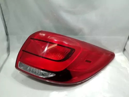 2014-2016 Kia Sportage Passenger Right Side Tail Light Taillight Assembly RH OEM used OEM tail light